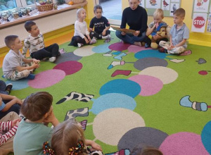 Cała Polska czyta dzieciom w grupie Motylki