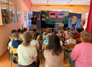 Teatrzyk w przedszkolu: „Dyzio na drodze”