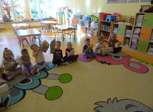 Projekt edukacyjny „Emocje mają moc, czyli poznajemy krainę emocji” w grupie Biedronki