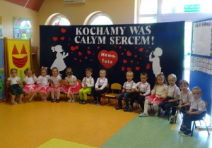 Występ dzieci z okazji Dnia Rodziny.