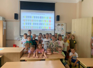 Wizyta dzieci z grupy Pszczółki w Szkole Podstawowej nr 11 w Koninie