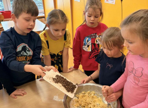 Warsztaty kulinarne w grupie "Pszczółki"