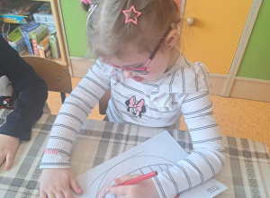 Praca plastyczna "Zdrowe zęby" w grupie Biedronki
