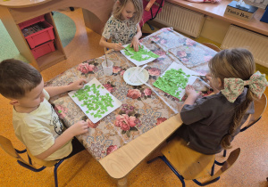 Projekt edukacyjny "Skąd się biorą produkty ekologiczne?"